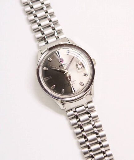 Très rare montre RADO Golden Horse Rookie avec son cadran soleillé à deux faces et ses index très travaillés, dans un bel état vintage et restauré par l'atelier AMZ Horlogerie à Chambéry.